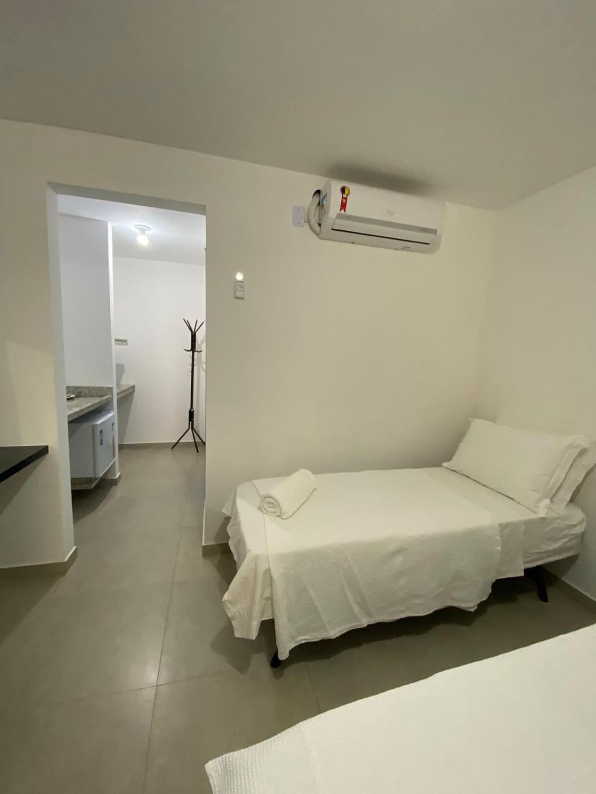 Suite Grega 5- Centro Da Vila Abraao Exteriör bild