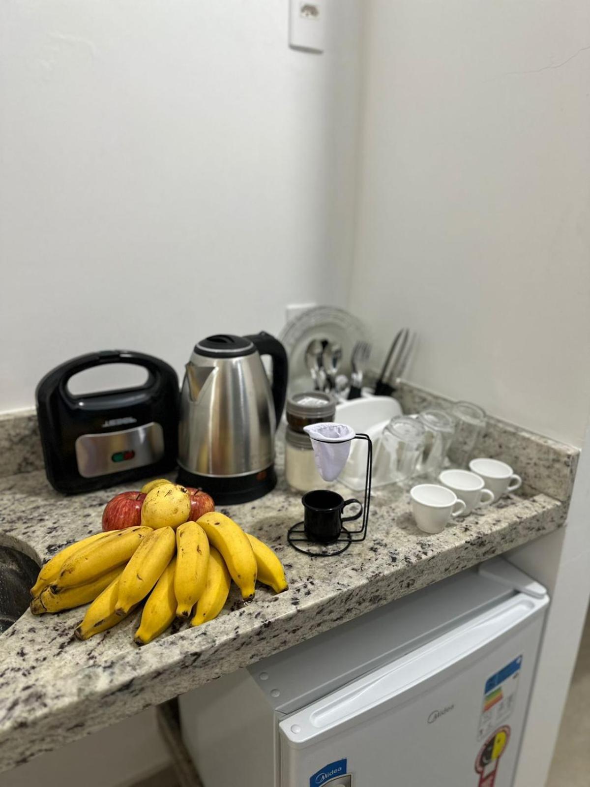 Suite Grega 5- Centro Da Vila Abraao Exteriör bild